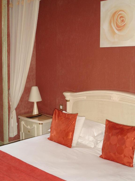 La Villa Saint Laurent - Bergerac 객실 사진